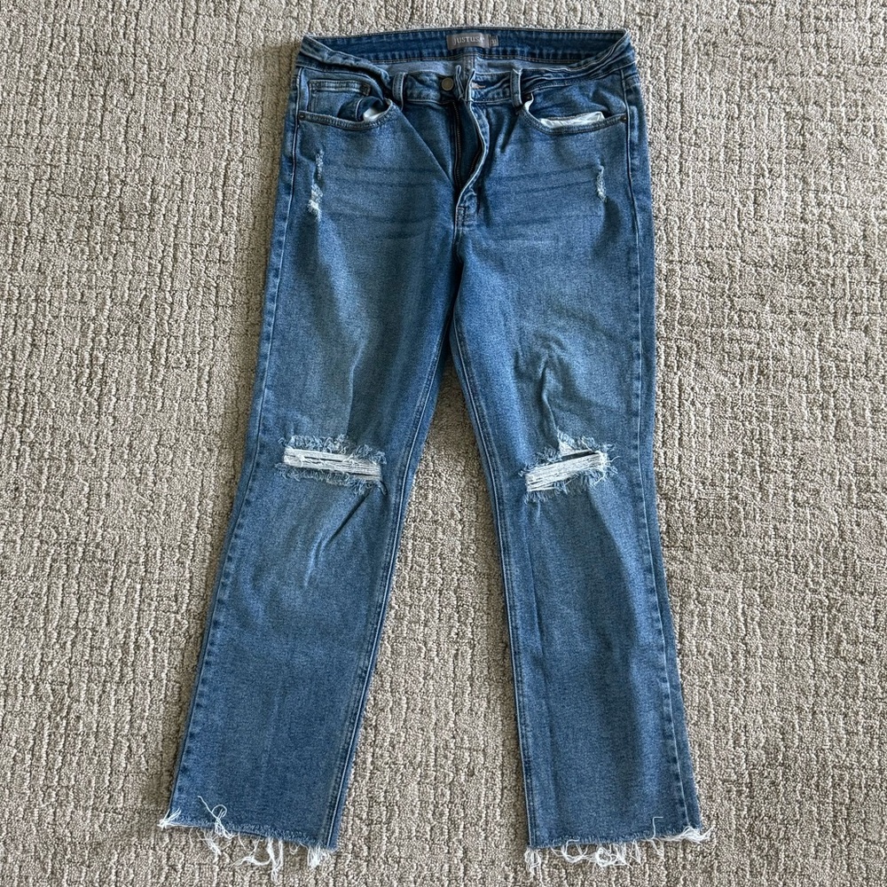 Just USA Women's Light Blue Distressed Jean